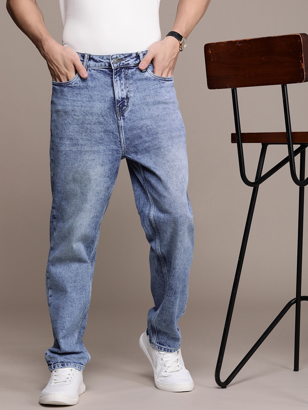 

FCUK Men Loose Fit Light Fade Mid-Rise Stretchable Jeans, Blue