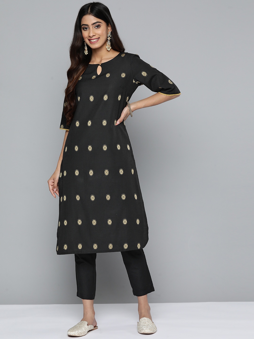 

HERE&NOW Ethnic Motifs Woven Design Kurta with Trousers, Black