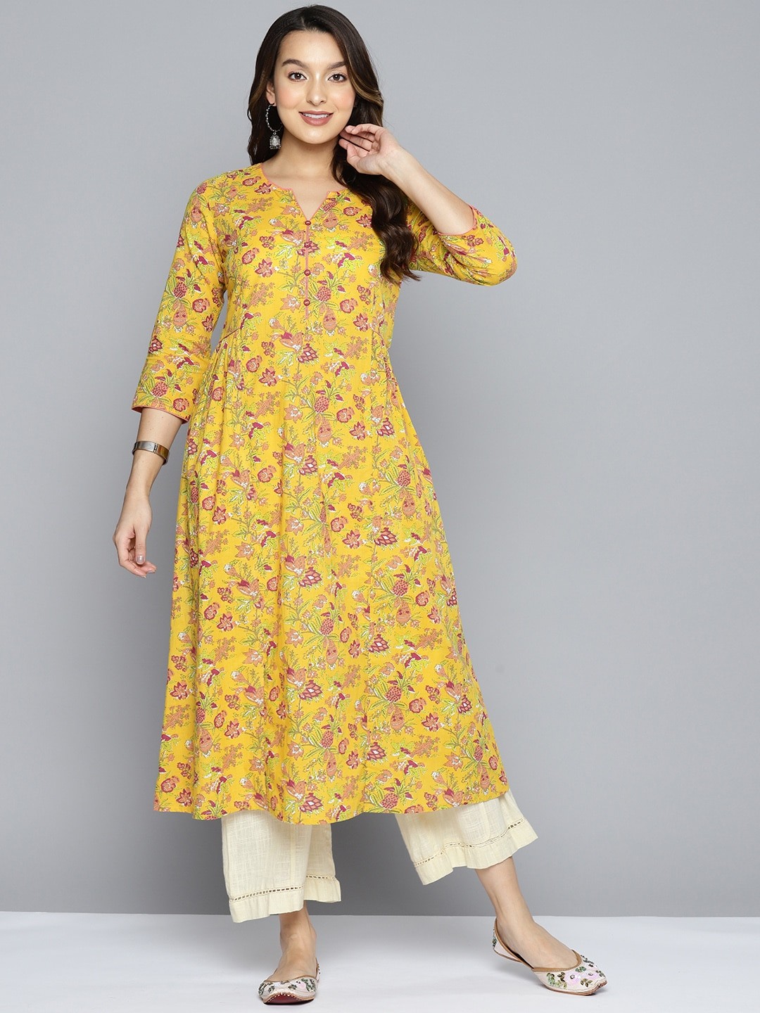 

HERE&NOW Women Pure Cotton Ethnic Motifs Printed Kurta, Yellow