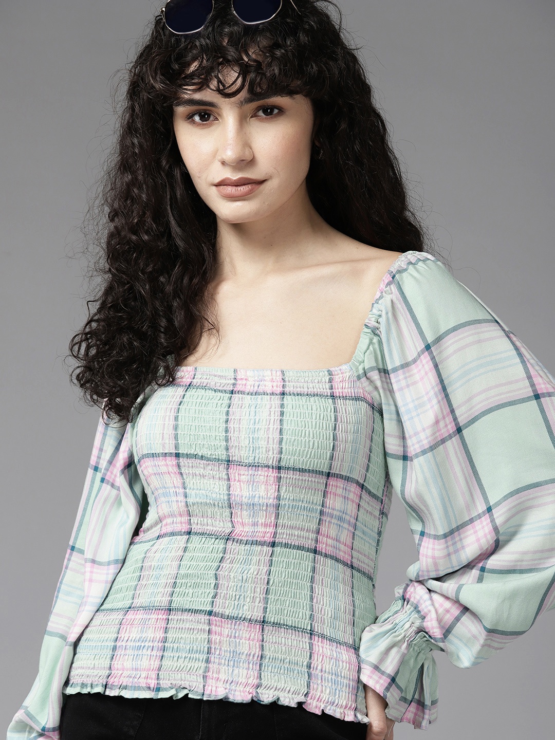 

The Roadster Lifestyle Co. Checked Puff Sleeve Top, Green