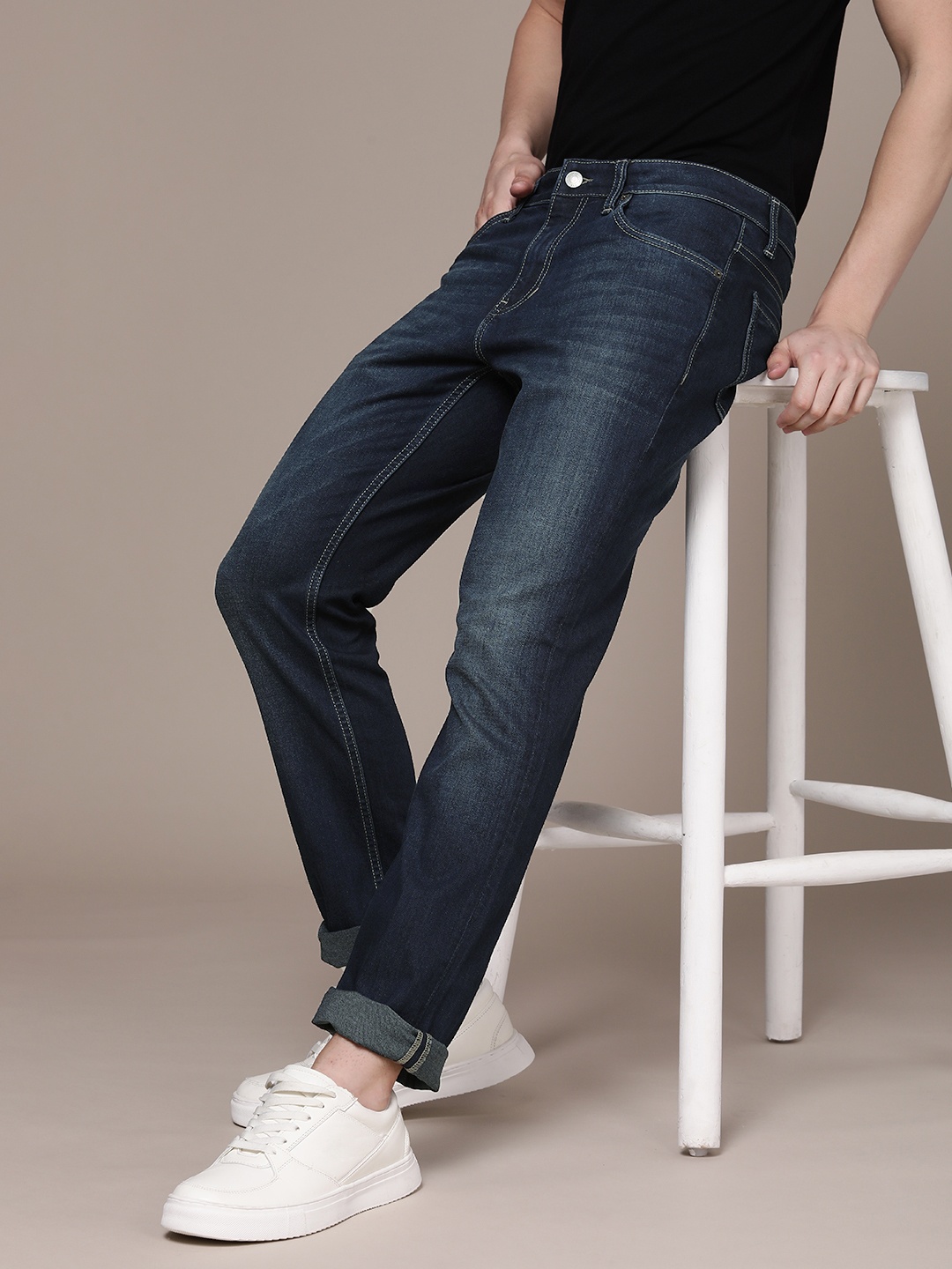 

French Connection Men Regular Fit Light Fade Stretchable Jeans, Blue