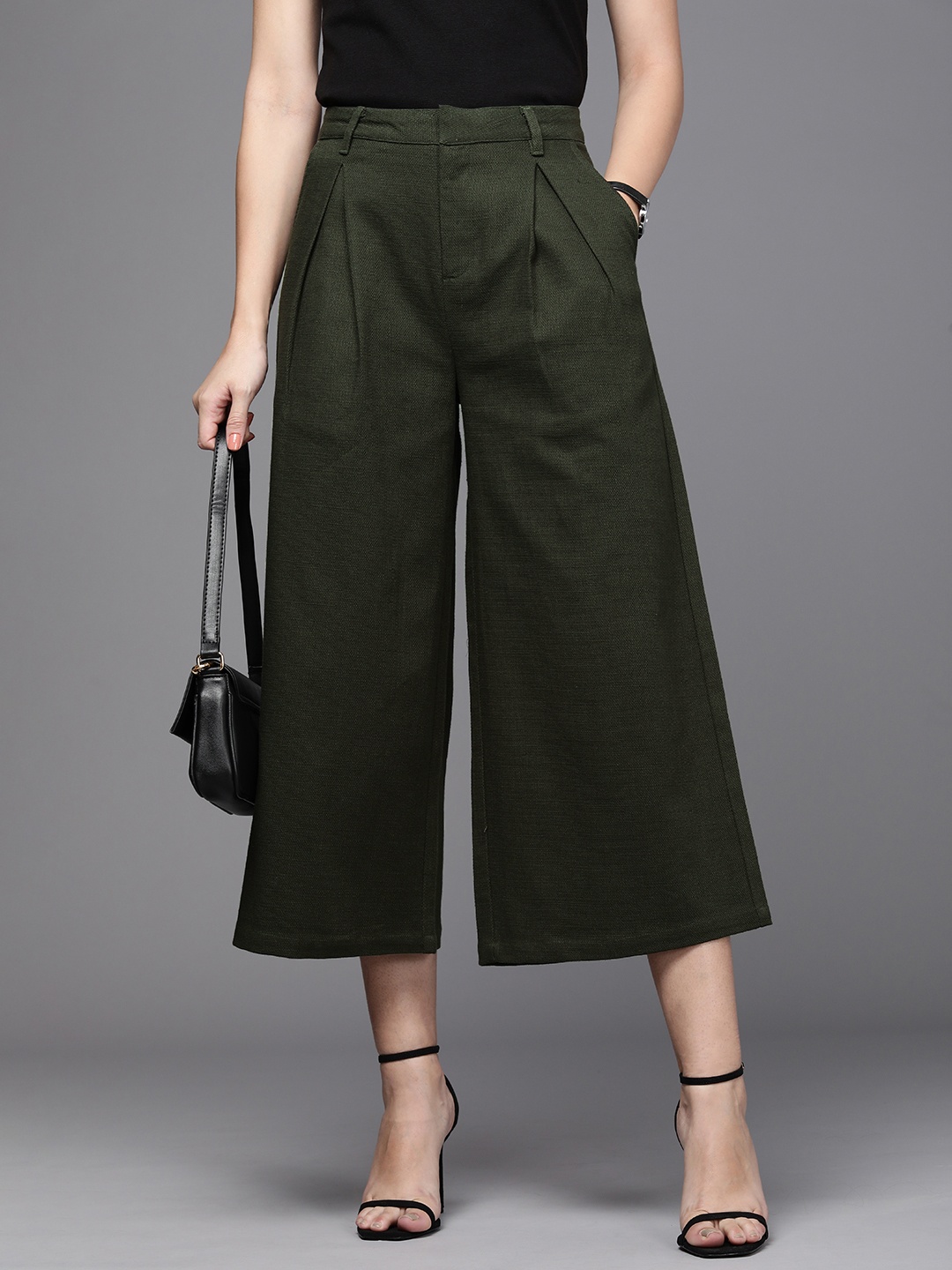 

Kenneth Cole Women Pure Cotton Textured Pleated Trousers, Olive