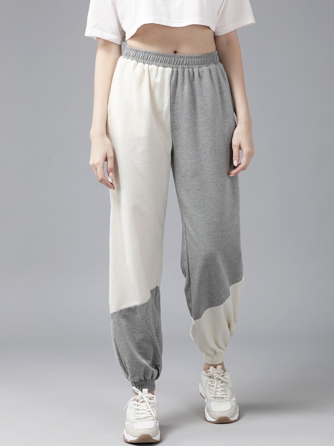 

The Roadster Lifestyle Co. Women Colourblock Relax Fit Joggers, Grey