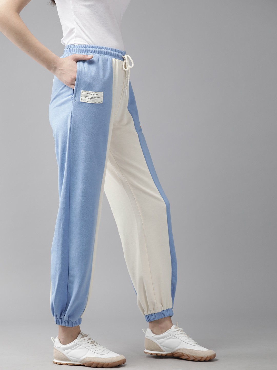 

The Roadster Lifestyle Co. Women Colourblocked Joggers, Blue