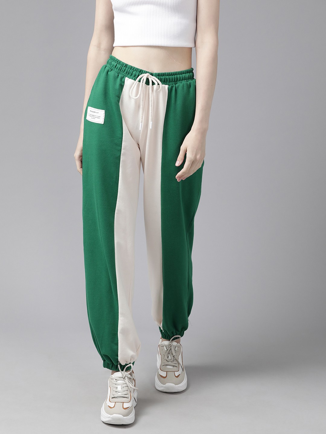 

The Roadster Lifestyle Co. Women Regular Fit Colourblocked Joggers, Green