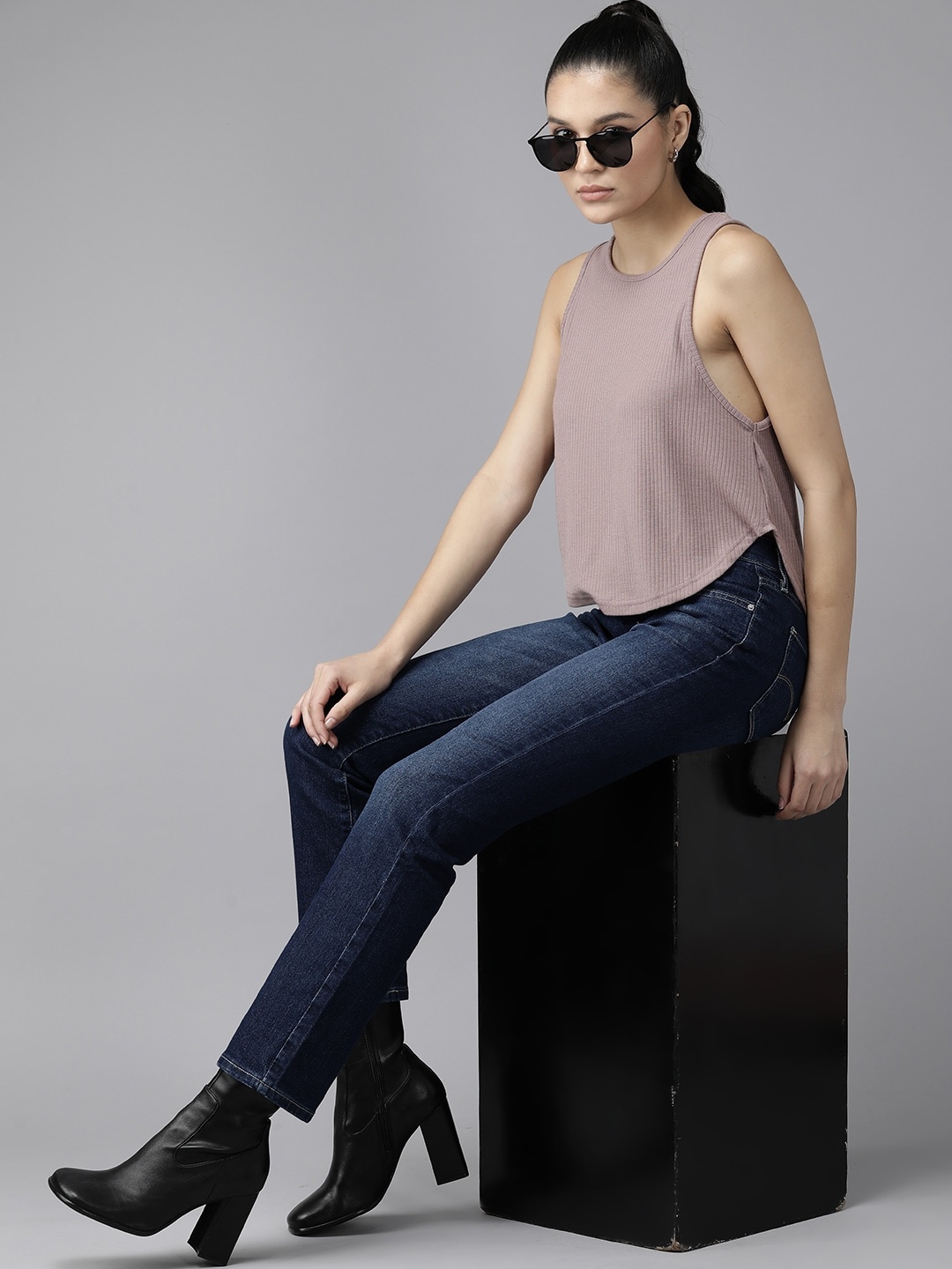

The Roadster Lifestyle Co. Ribbed High-Low Top, Mauve