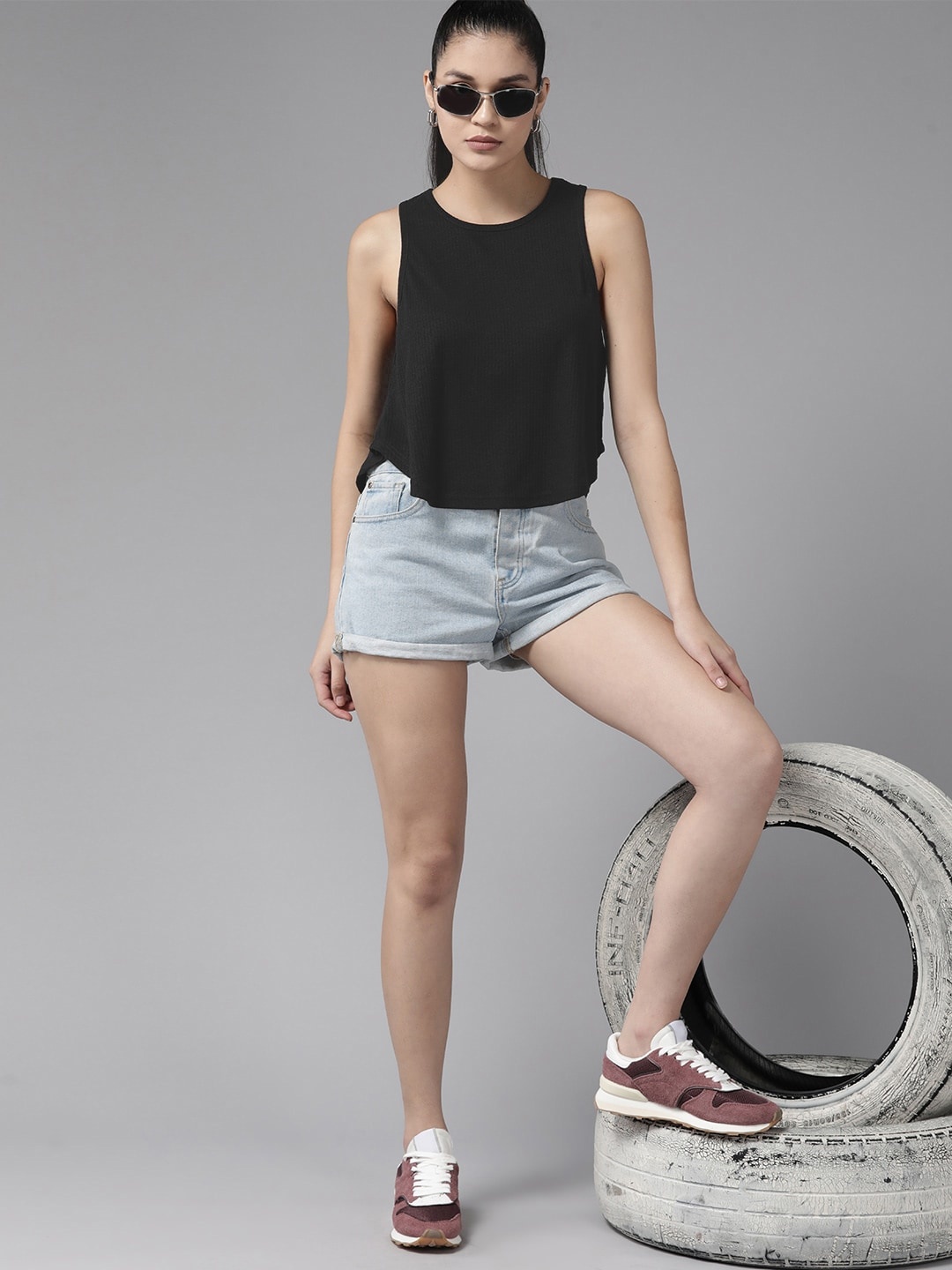 

The Roadster Lifestyle Co. Round Neck Solid Top, Black