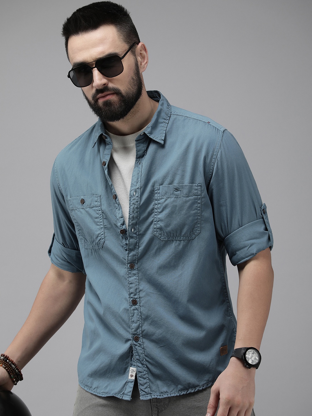 

The Roadster Life Co. Spread Collar Pure Cotton Casual Shirt, Blue
