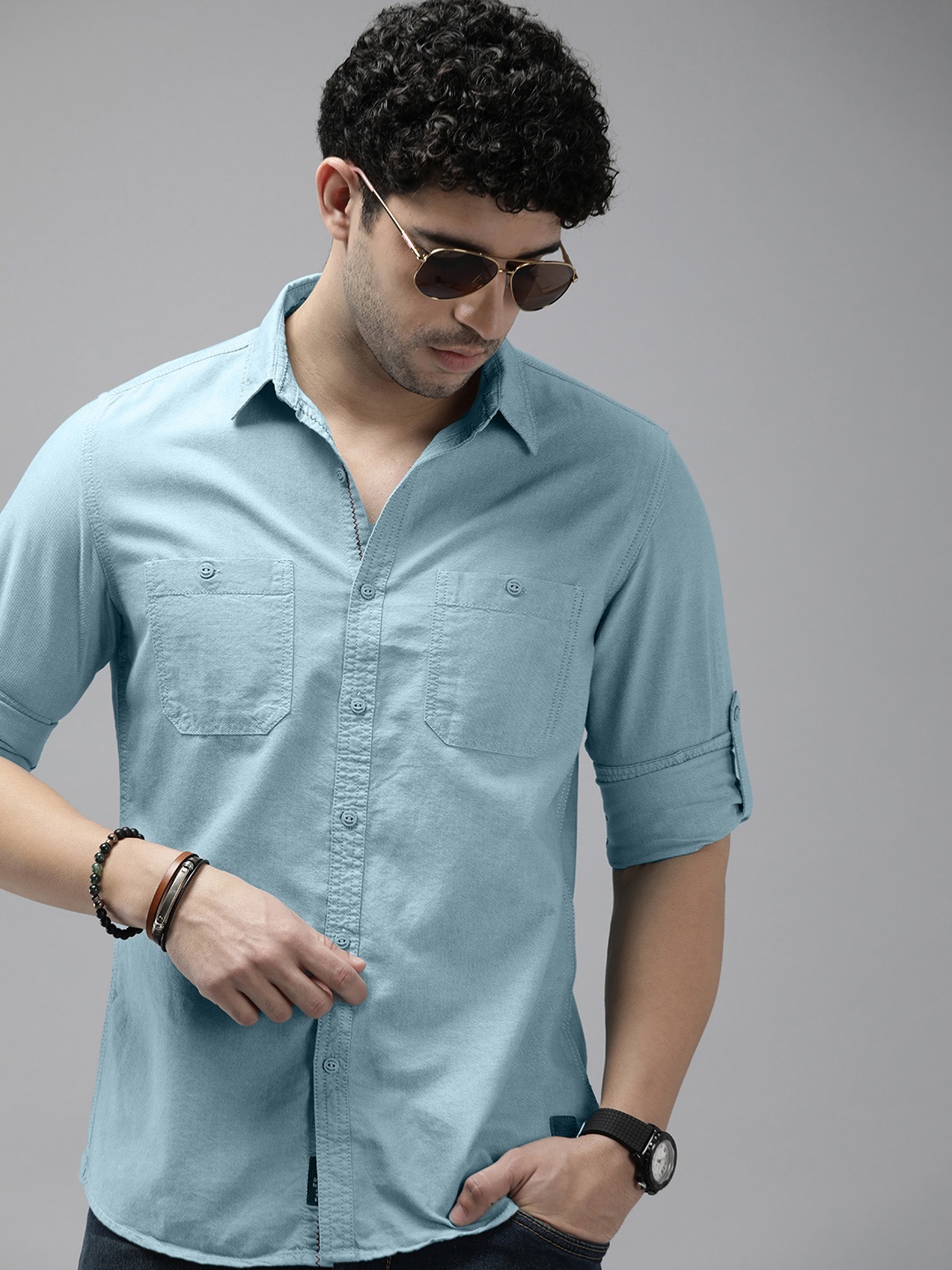 

The Roadster Life Co. Solid Pure Cotton Casual Shirt, Blue