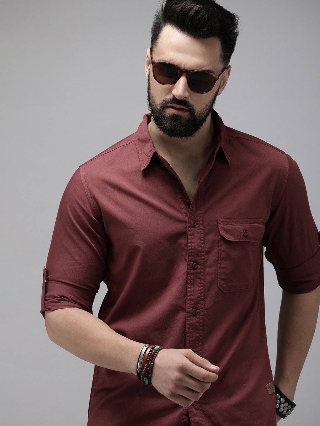 

The Roadster Life Co. Solid Pure Cotton Casual Shirt, Maroon