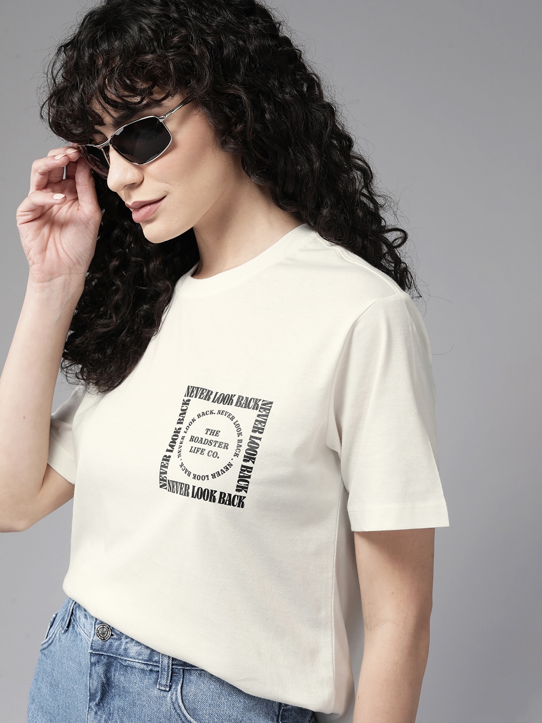 

Roadster The Lifestyle Co. Typography Printed T-shirt, Off white