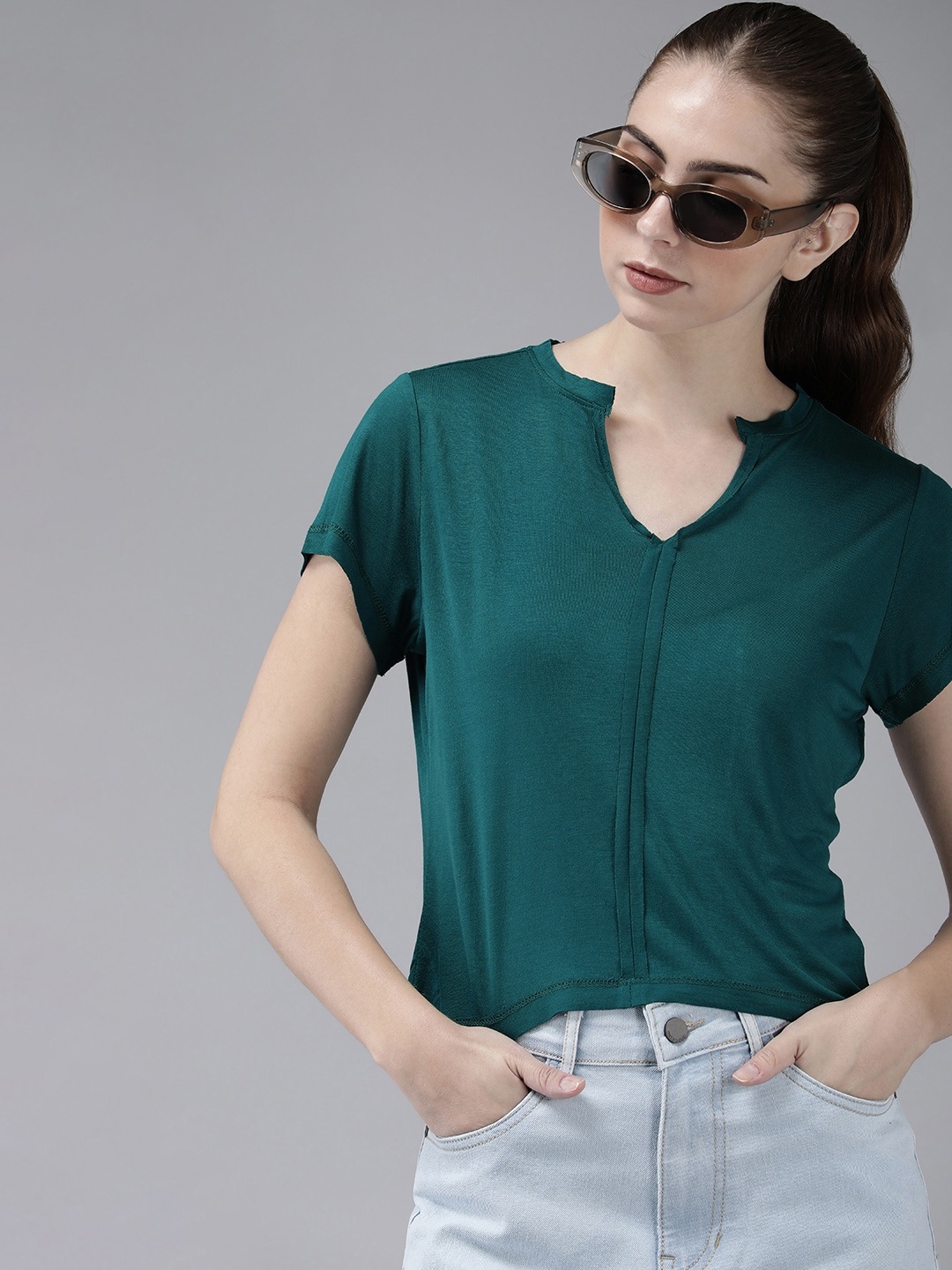 

Roadster V-Neck T-shirt, Teal