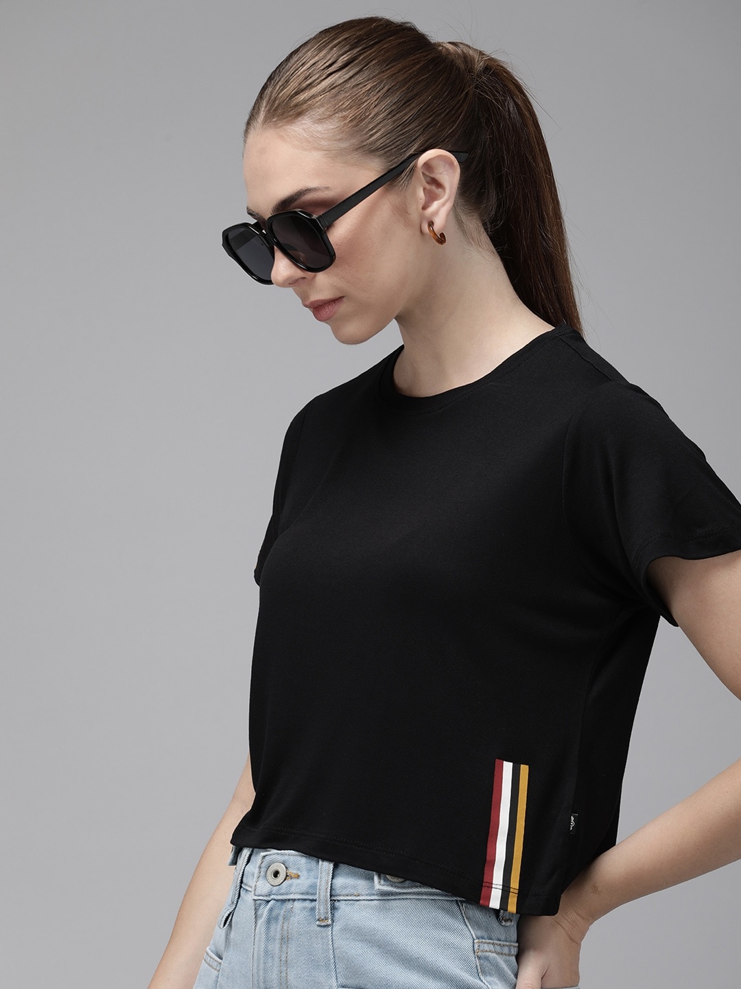 

The Roadster Life Co. Stripe Detail Round Neck T-shirt, Black