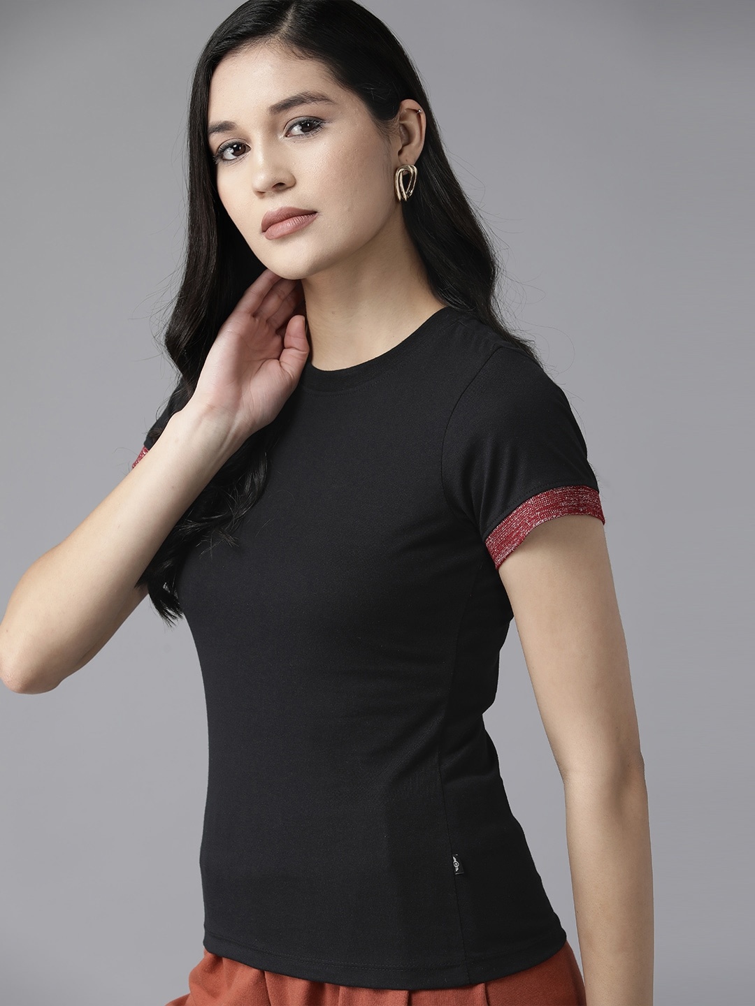 

The Roadster Lifestyle Co. Round Neck Regular Fit T-shirt, Black
