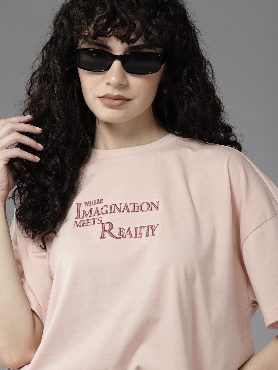 

The Roadster Lifestyle Co. Embroidered Boxy Fit Drop-Shoulder Sleeves T-shirt, Pink