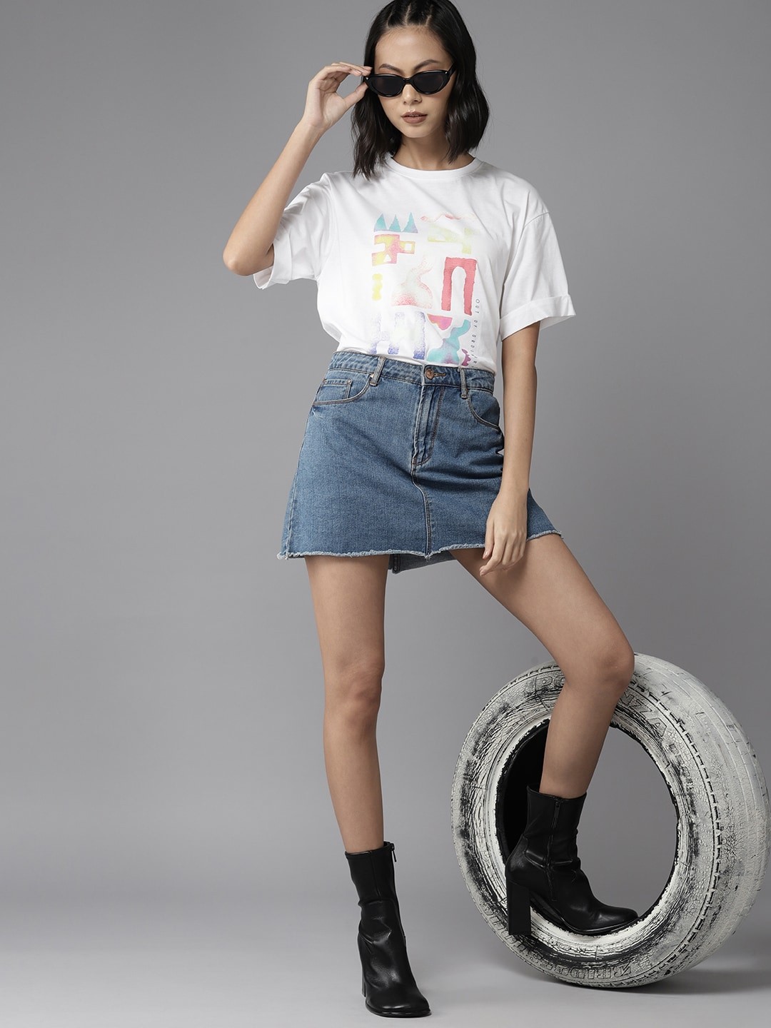 

The Roadster Lifestyle Co. Graphic Printed T-shirt, White