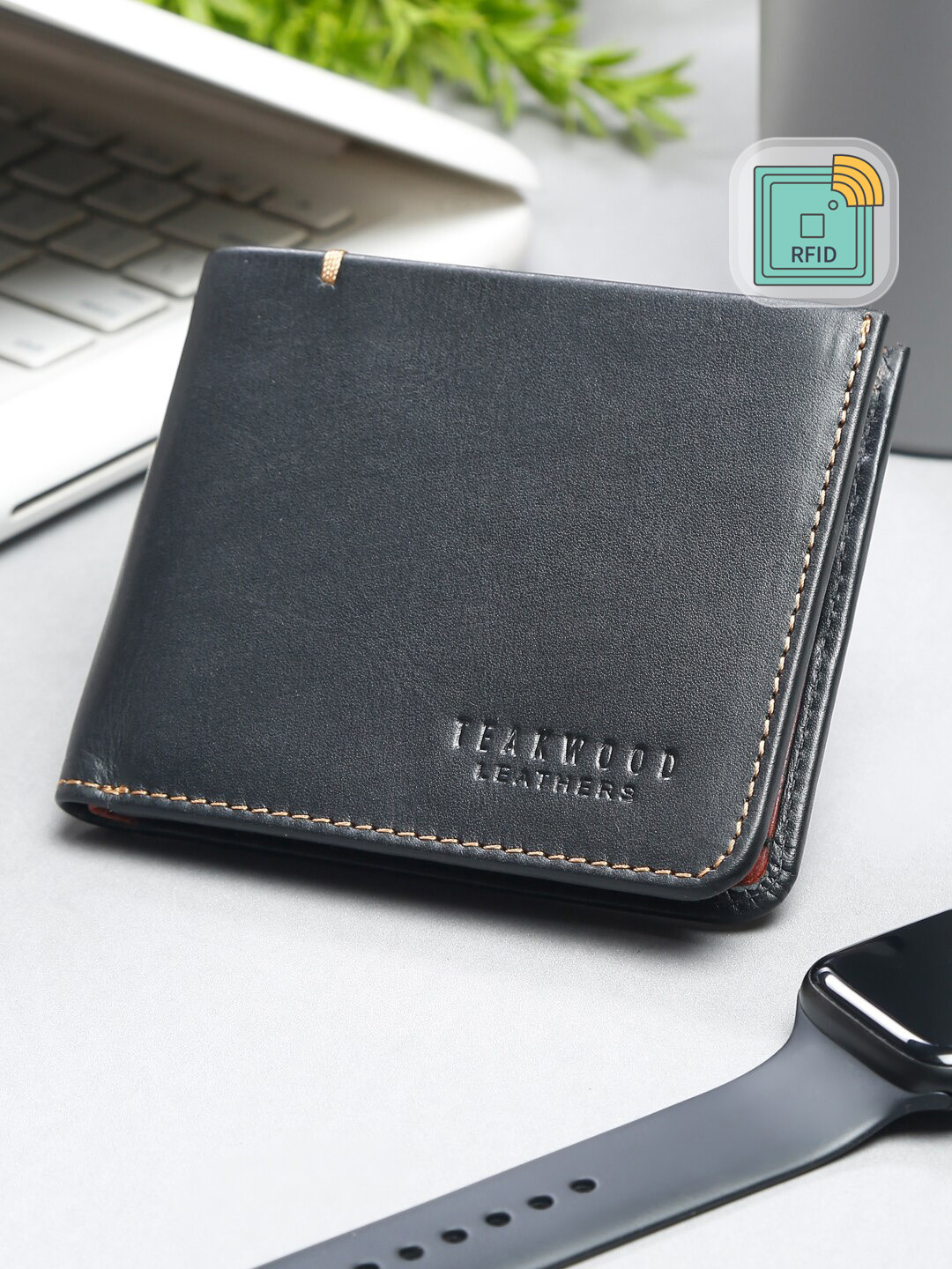 

Teakwood Leathers Men Leather Two Fold Wallet, Black