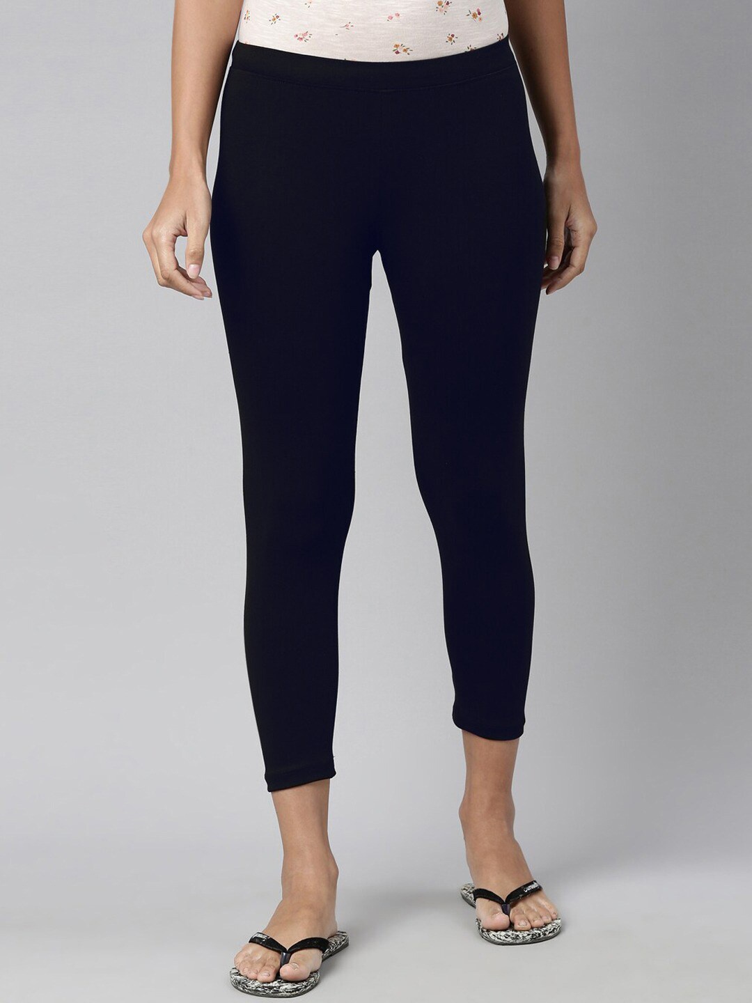 

Kryptic Three-Fourth Length Leggings, Navy blue