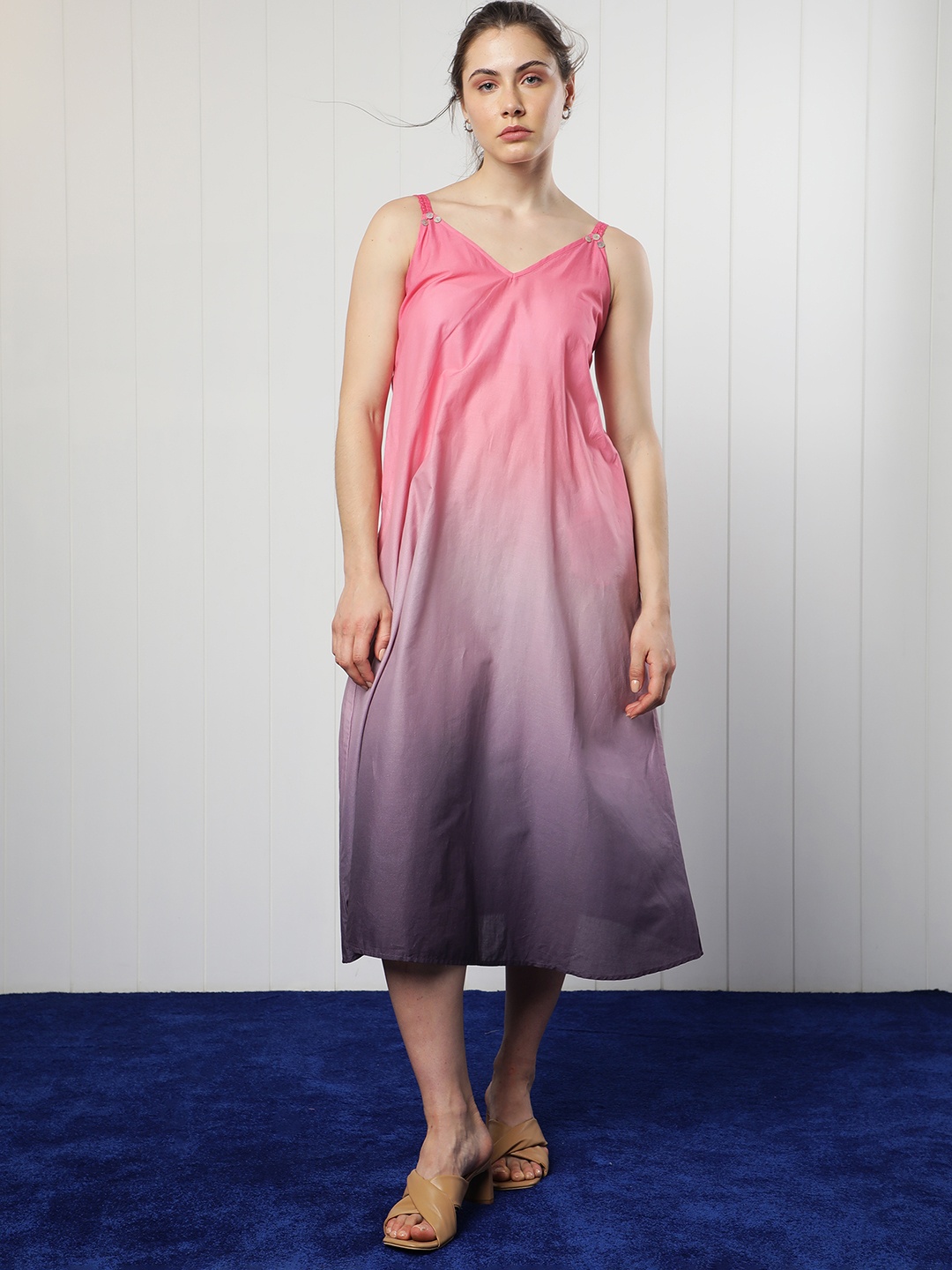 

RAREISM Ombre V-Neck Shoulder Strap A-Line Maxi Slip Dress, Pink