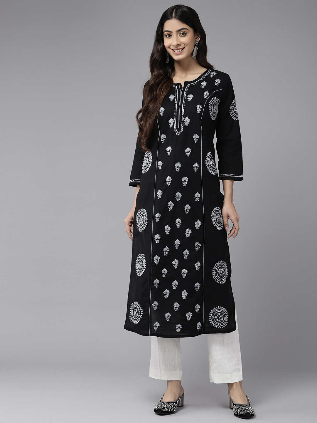 

ADA Ethnic Motifs Embroidered Chikankari Kurta, Black