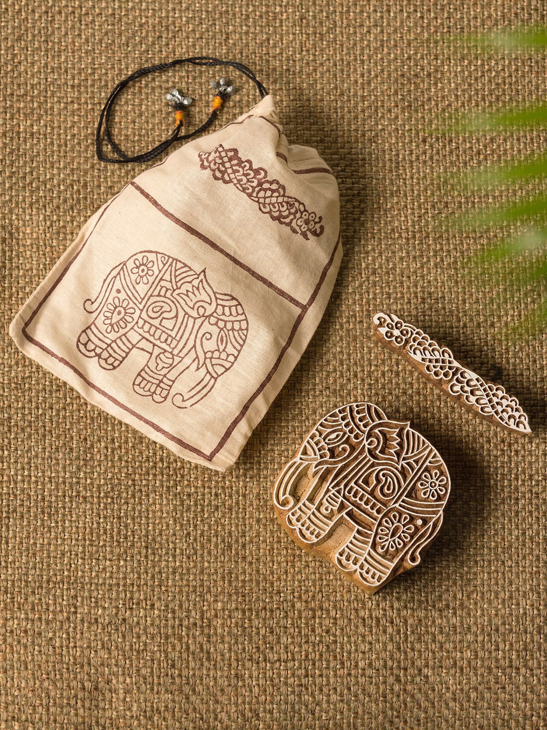 

ExclusiveLane 2 Pieces Brown Textured Elephant Figurine Showpieces