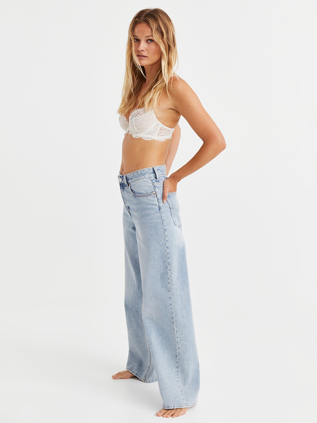 

H&M Non-Padded Underwired Lace Bra, White