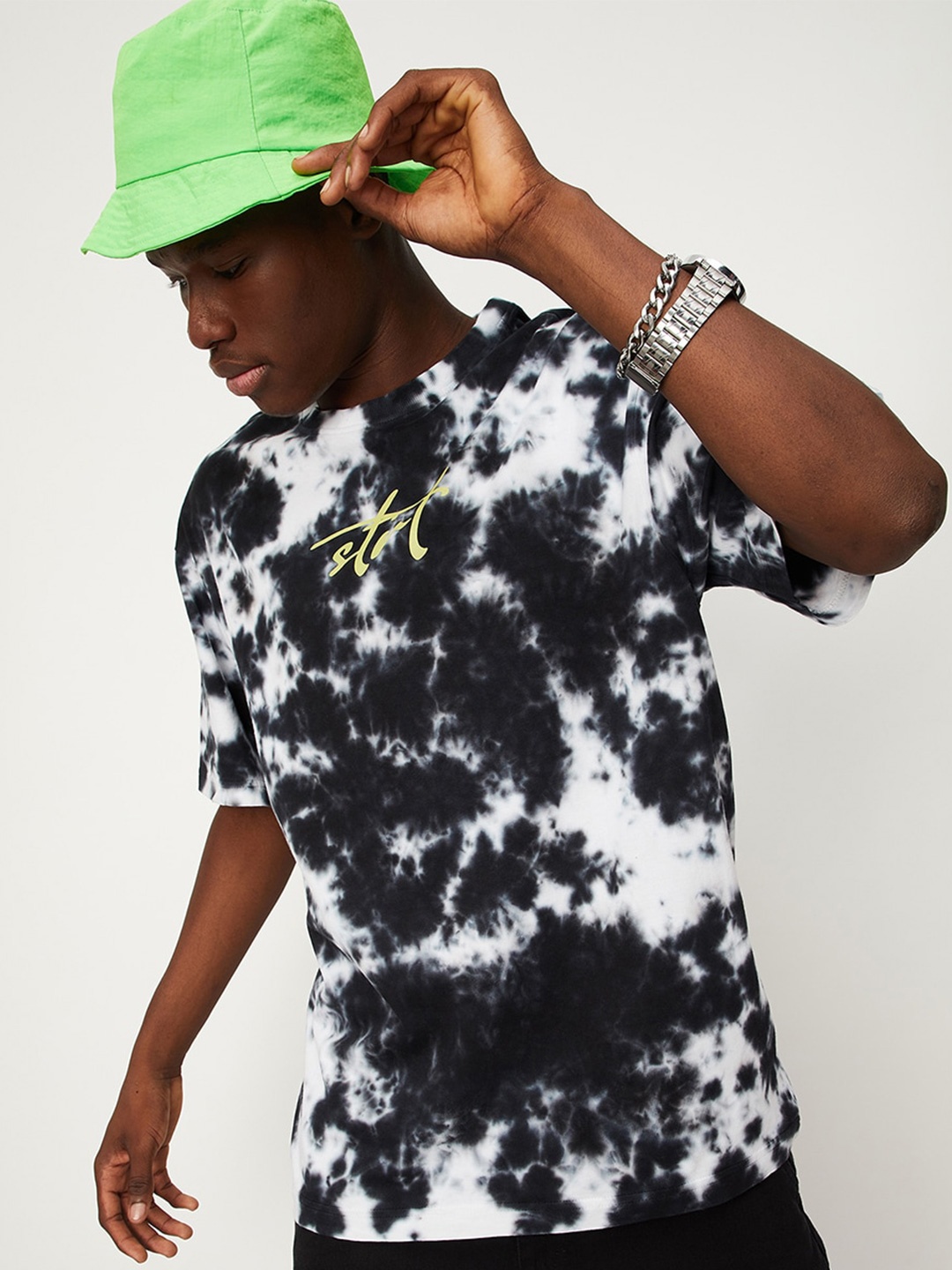 

max Tie & Dye Round Neck Pure Cotton Oversized T-shirt, Black
