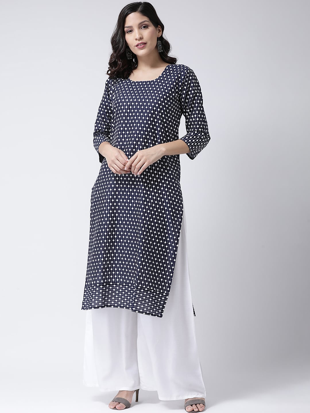 

Charitra Floral Printed Kurta With Palazzos, Navy blue