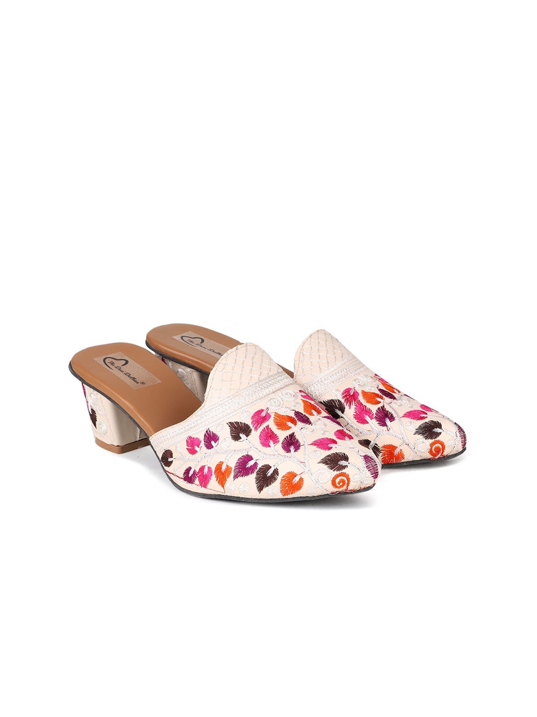 

The Desi Dulhan Embroidered Ethnic Block Heel Mules, Peach
