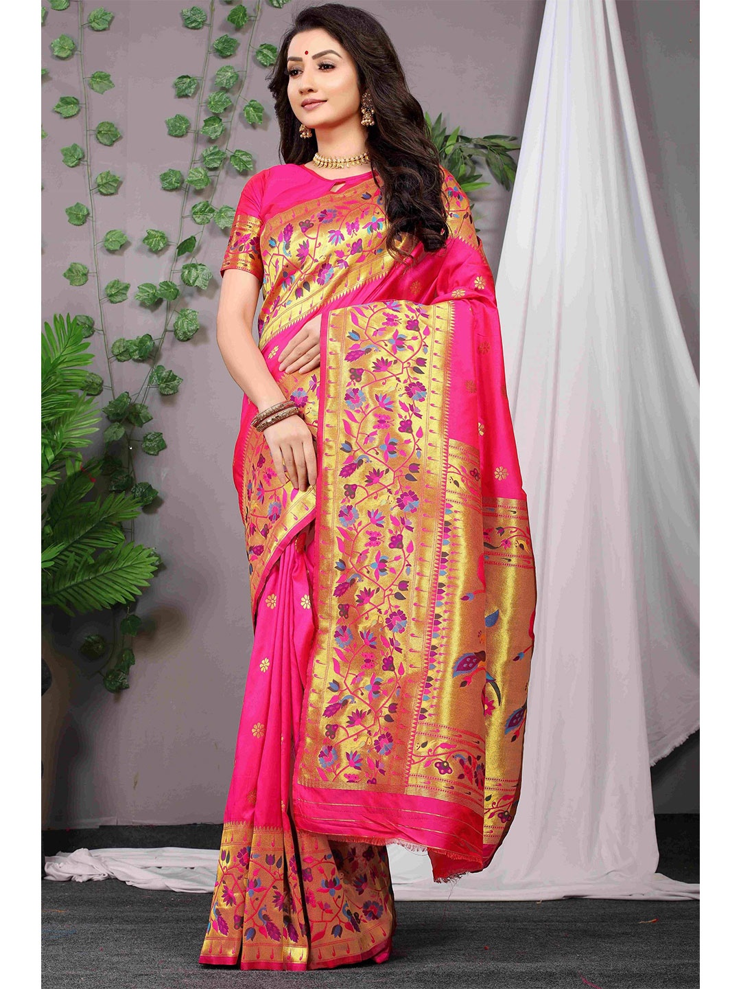 

Anaita Ethnic Motifs Woven Design Zari Pure Silk Banarasi Saree, Pink