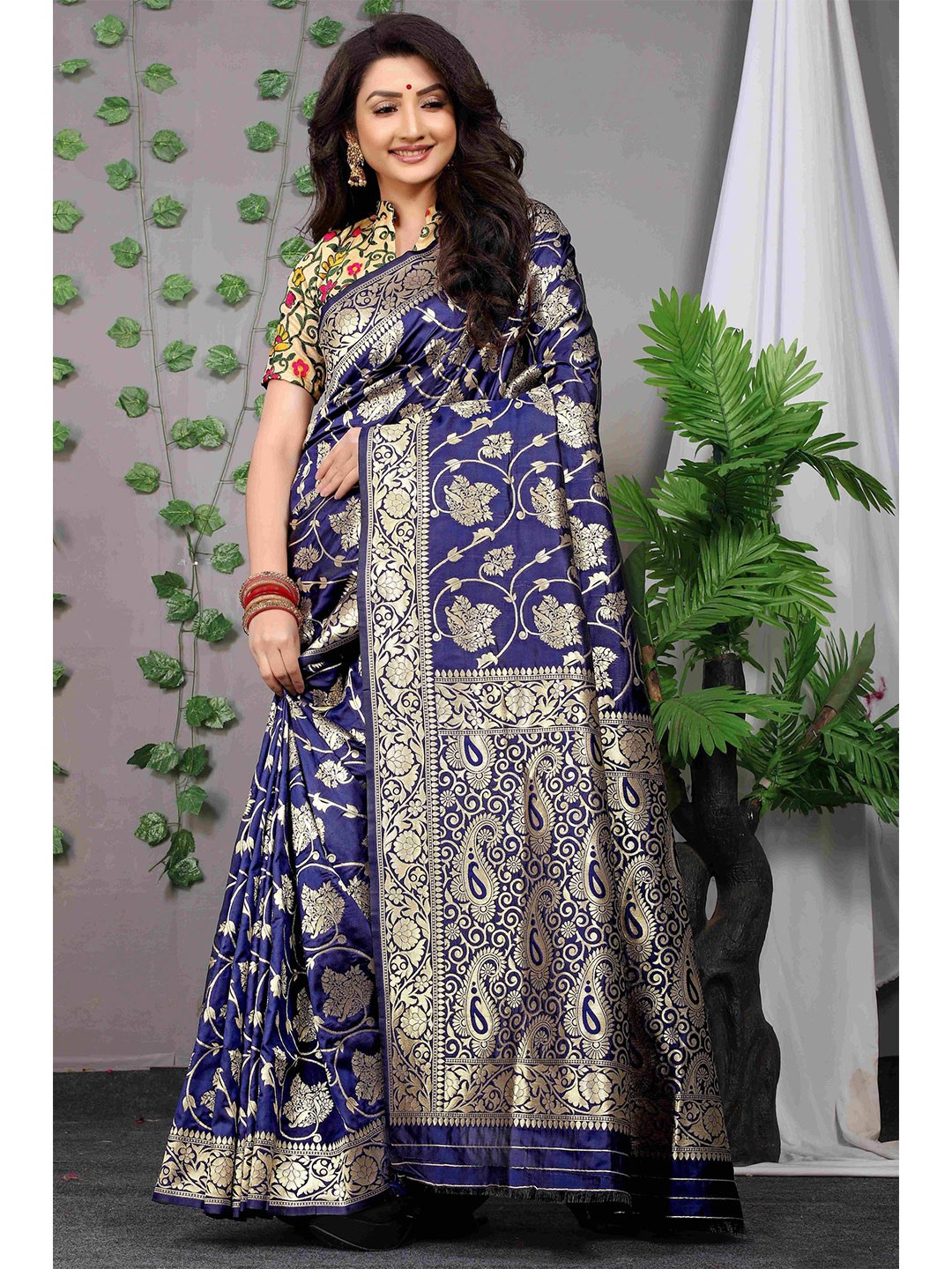

Anaita Woven Design Zari Pure Silk Banarasi Saree, Blue