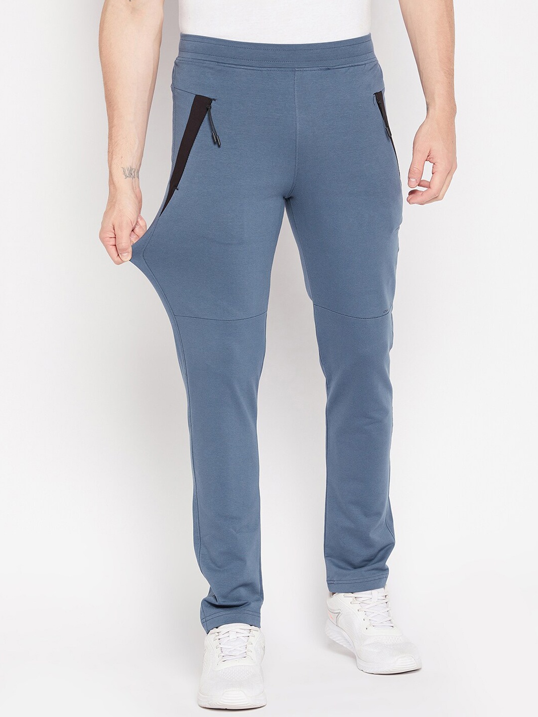 

Okane Men Side Zipper Pockets Track Pants, Blue