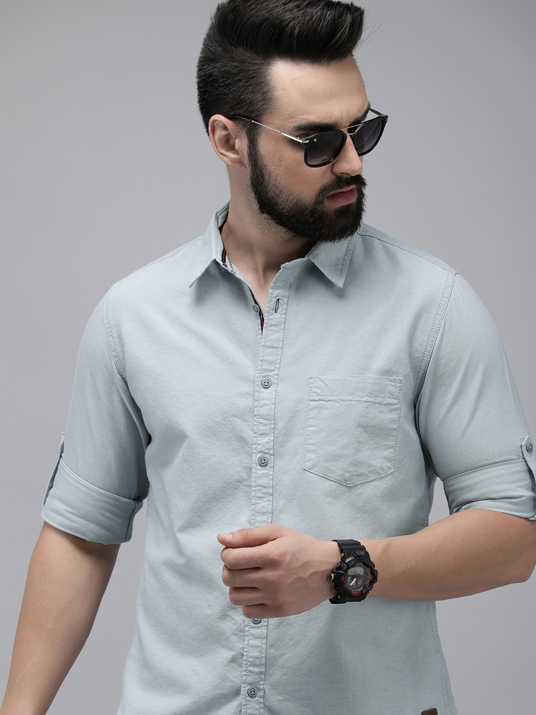 

The Roadster Lifestyle Co. Men Pure Cotton Solid Roll-Up Sleeves Casual Shirt, Blue