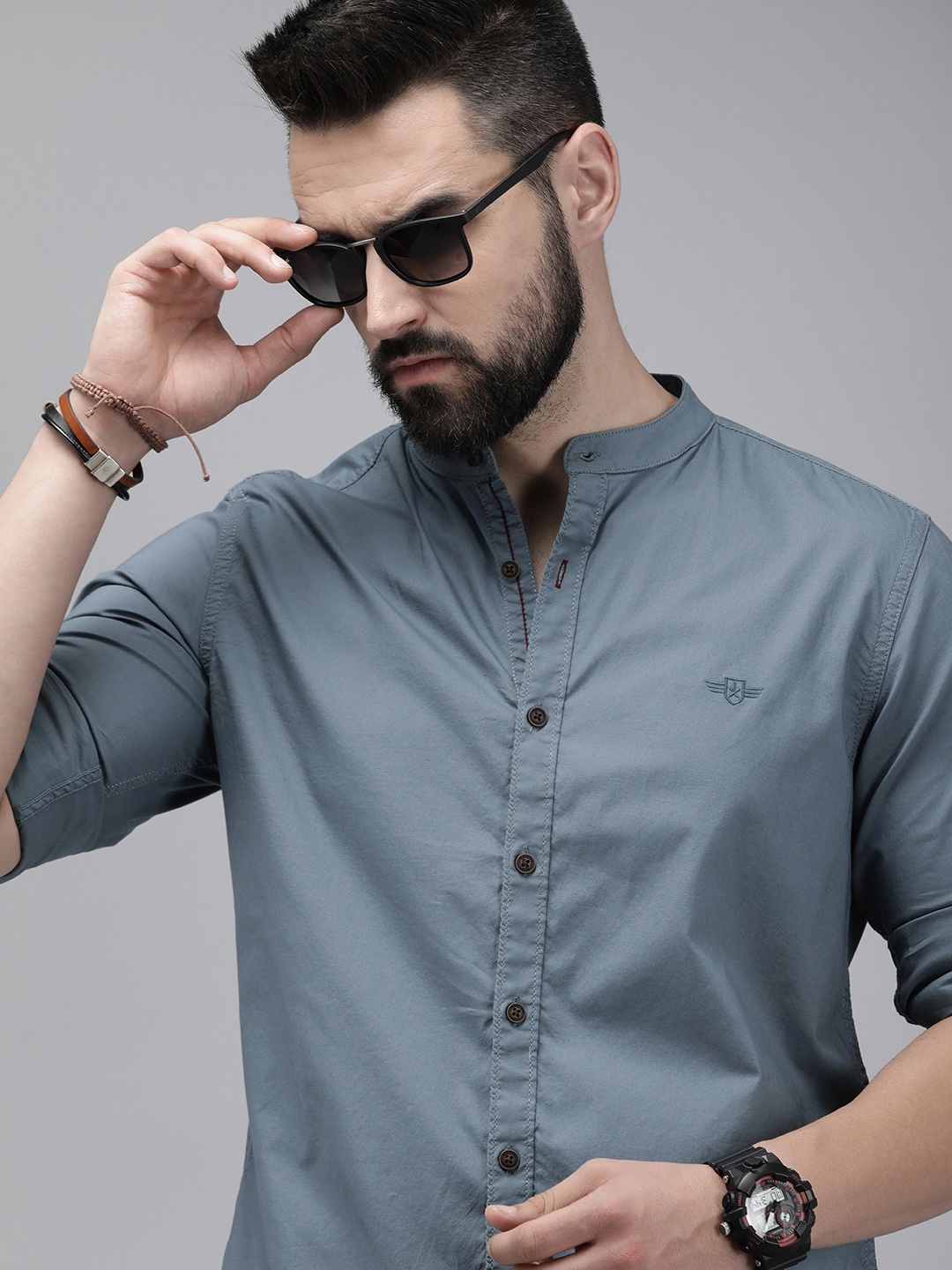 

The Roadster Lifestyle Co. Men Solid Opaque Casual Shirt, Blue