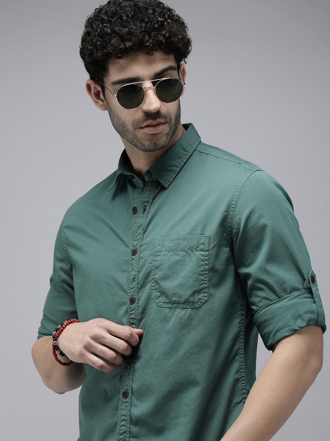 

The Roadster Life Co. Pure Cotton Roll-Up Sleeves Solid Casual Shirt, Green
