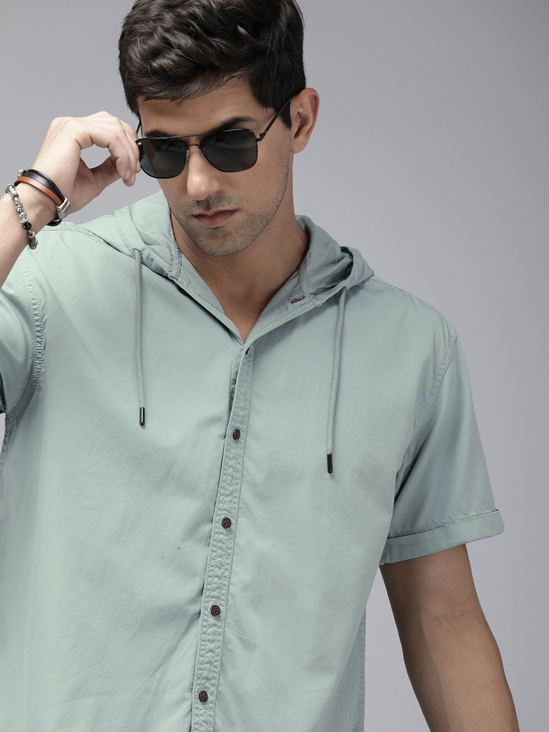 

The Roadster Life Co. Solid Pure Cotton Hooded Casual Shirt, Green