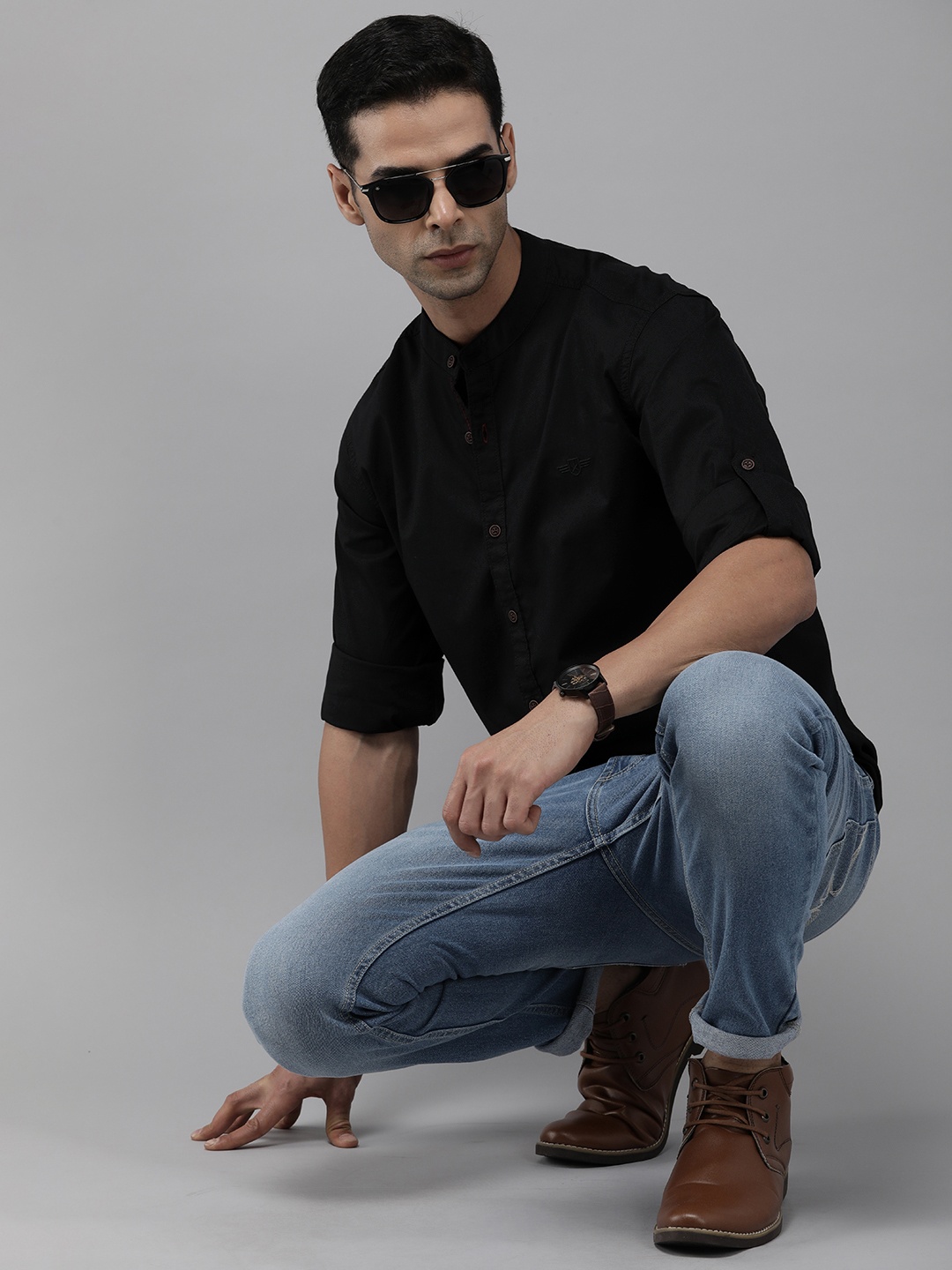 

The Roadster Lifestyle Co. Men Solid Band Collar Roll-Up Sleeves Casual Shirt, Black