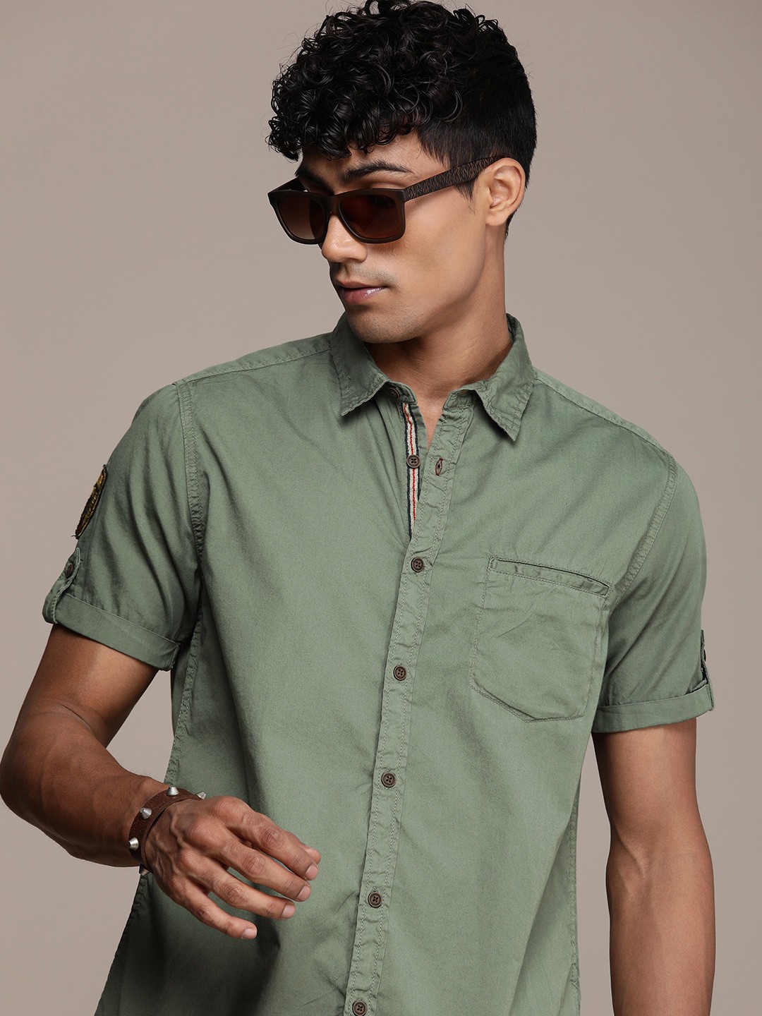 

The Roadster Lifestyle Co. Men Pure Cotton Casual Shirt, Olive