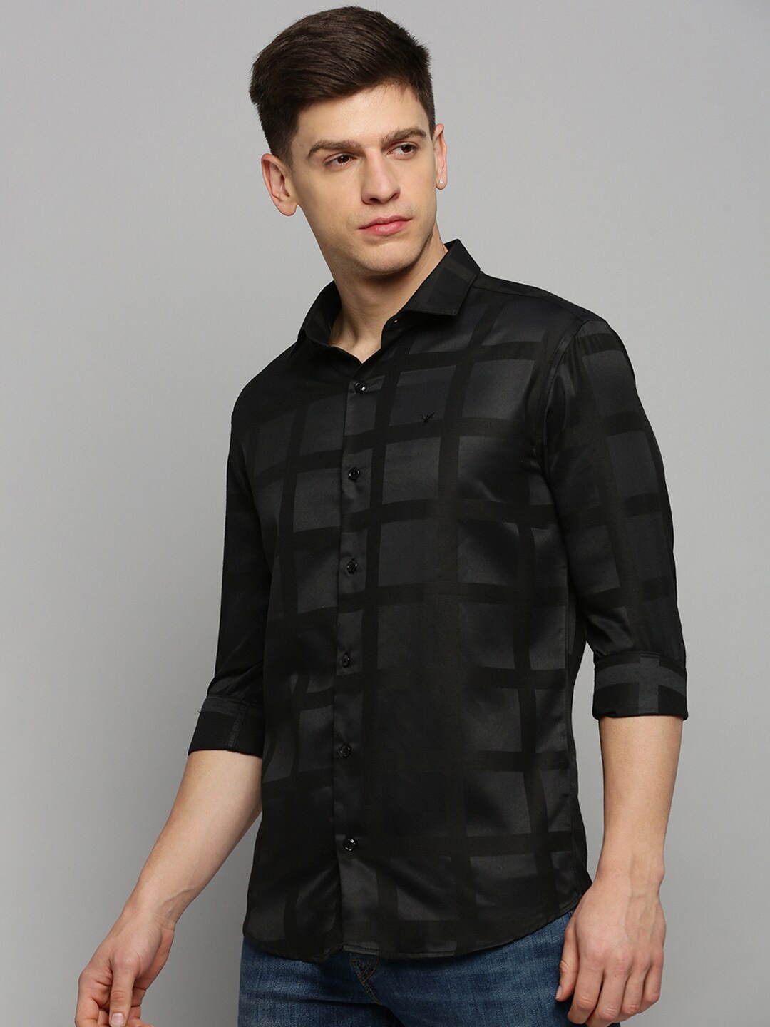 

SHOWOFF Men Windowpane Checked Spread Collar Classic Shirt, Black