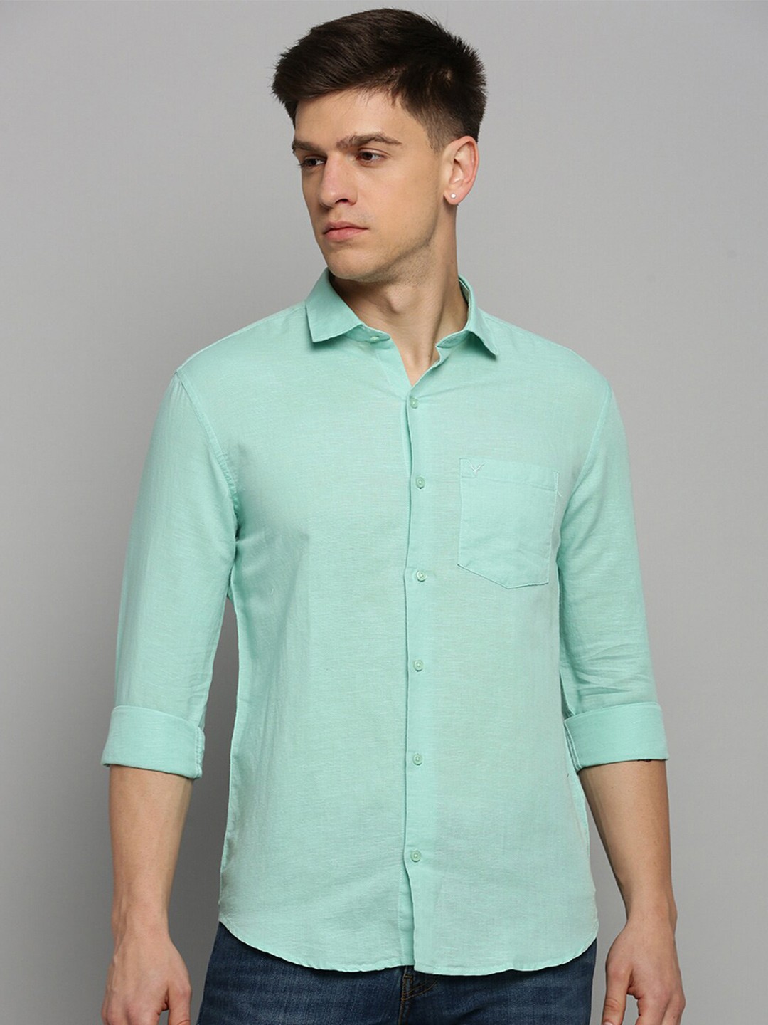 

SHOWOFF Men Spread Collar Cotton Linen Regular Fit Classic Shirt, Sea green
