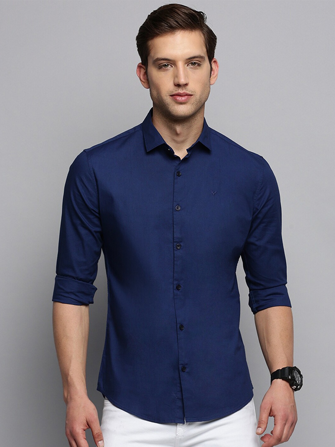 

SHOWOFF Men Spread Collar Cotton Regular Fit Classic Shirt, Navy blue