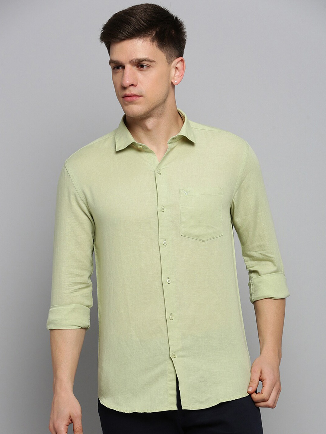 

SHOWOFF Men Spread Collar Cotton Linen Regular Fit Classic Shirt, Green