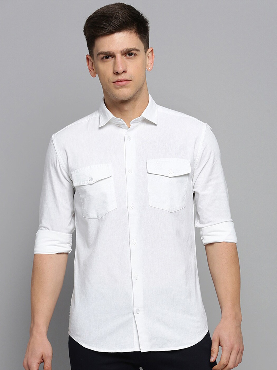 

SHOWOFF Spread Collar Classic Cotton Casual Shirt, White