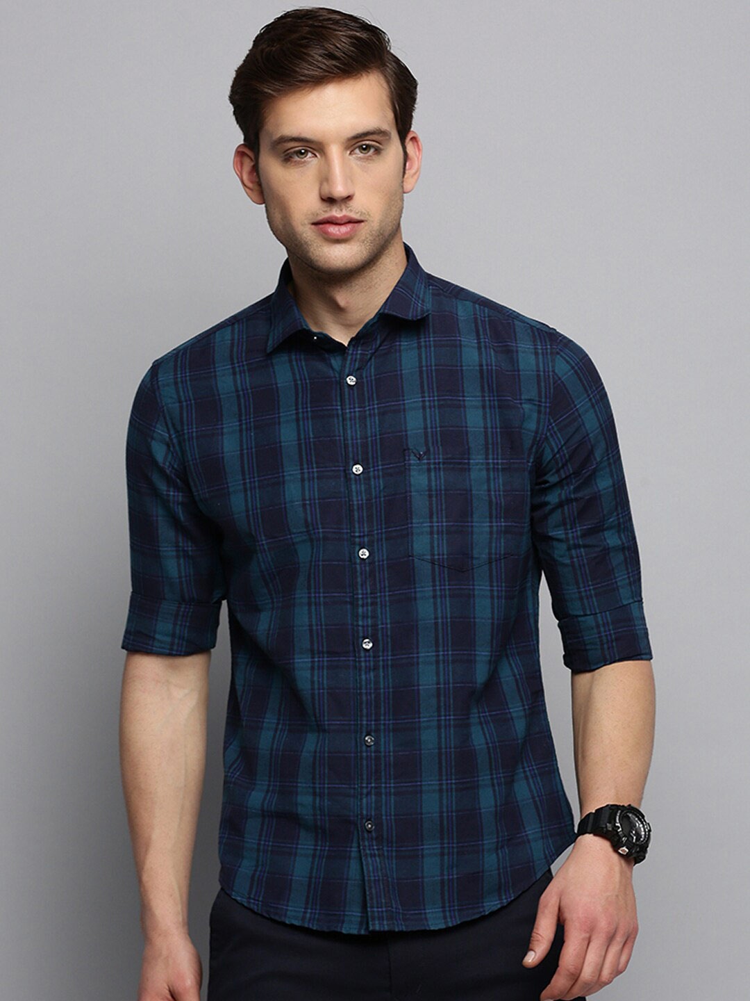 

SHOWOFF Classic Spread Collar Tartan Checked Cotton Casual Shirt, Navy blue