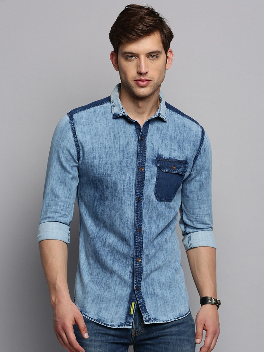 

SHOWOFF Flap Pocket Classic Twill Faded Denim Casual Shirt, Blue