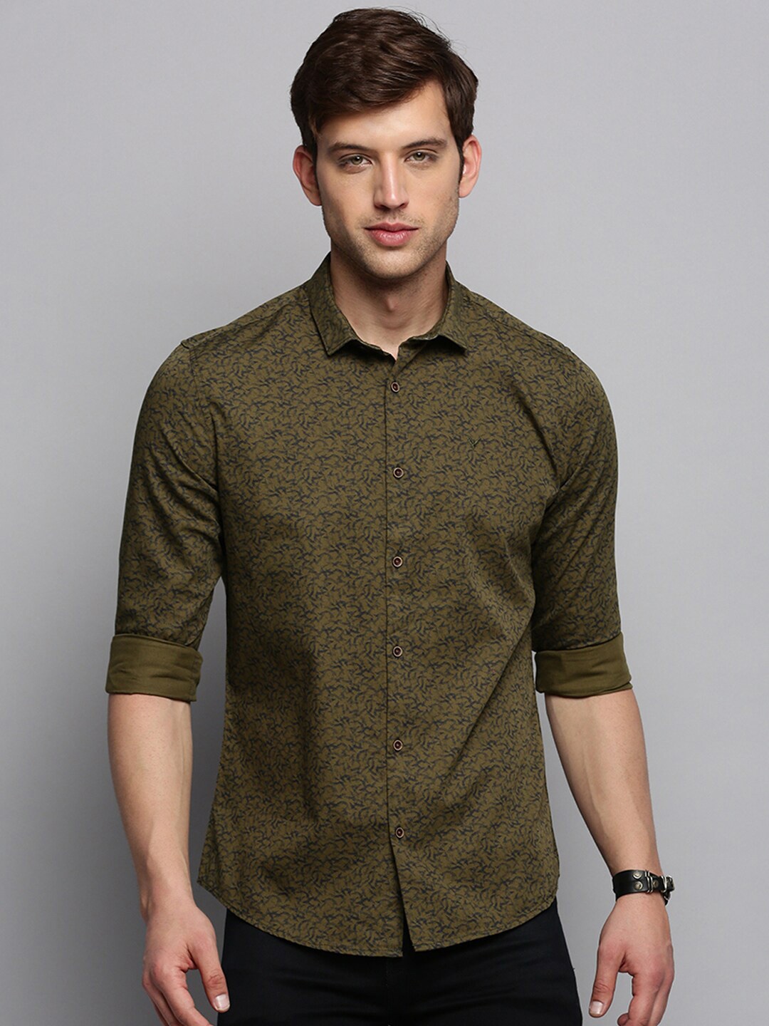 

SHOWOFF Classic Abstract Printed Cotton Casual Shirt, Olive