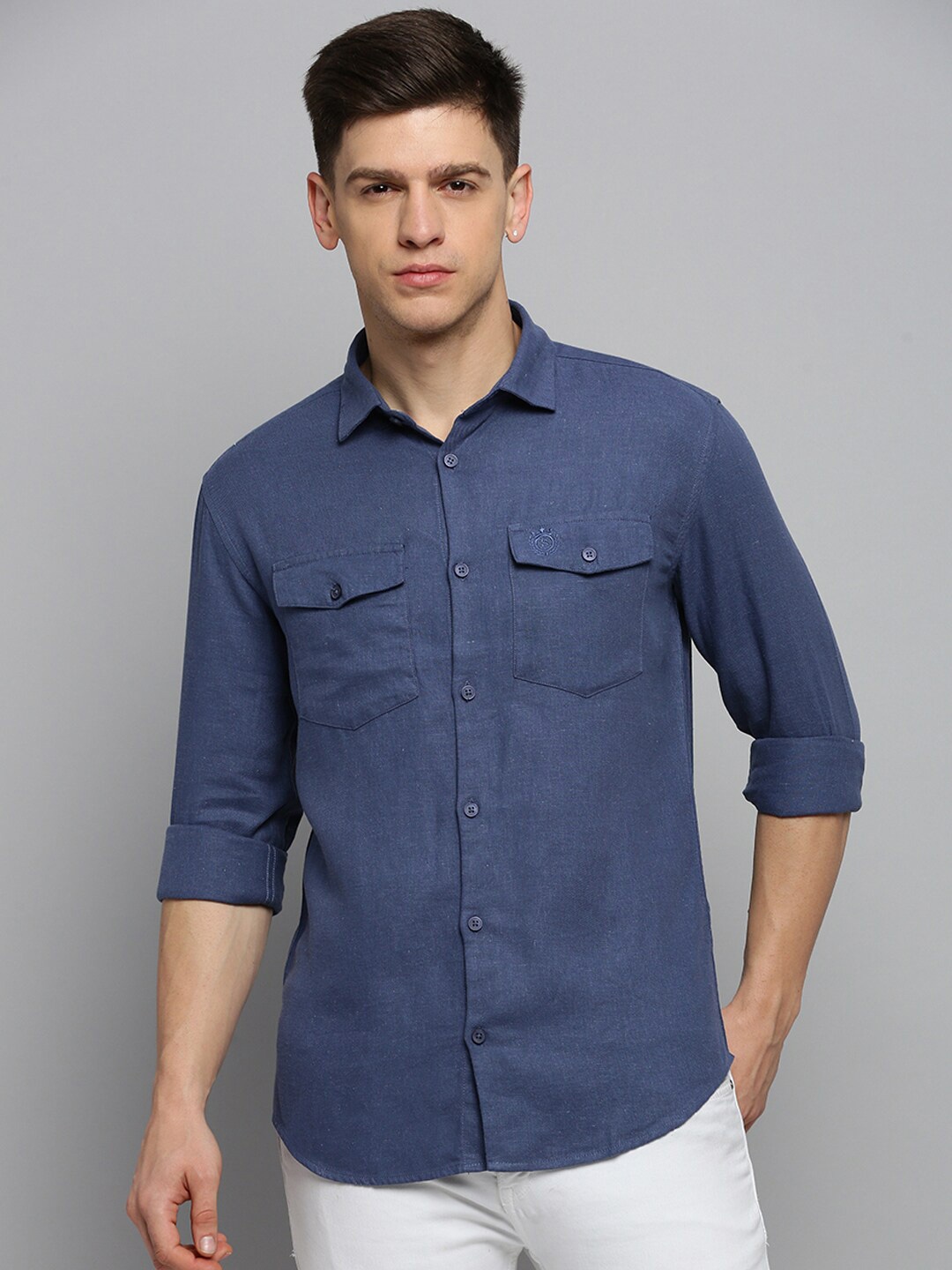 

SHOWOFF Spread Collar Flap Pockets Classic Casual Cotton Shirt, Blue