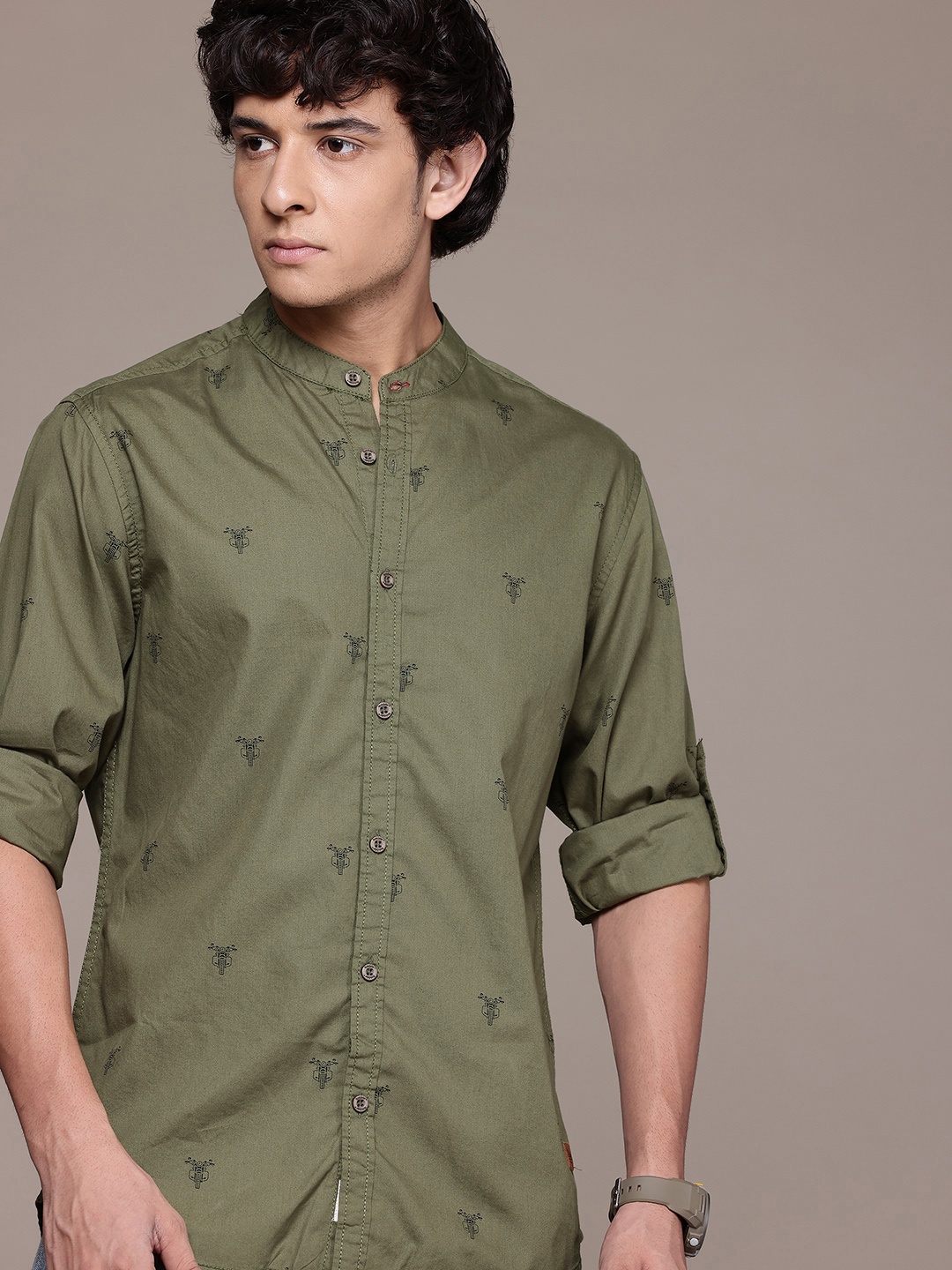 

The Roadster Lifestyle Co. Conversational Printed Casual Shirt, Olive
