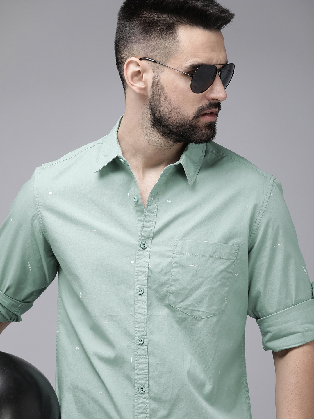 

The Roadster Life Co. Geometric Printed Pure Cotton Casual Shirt, Green