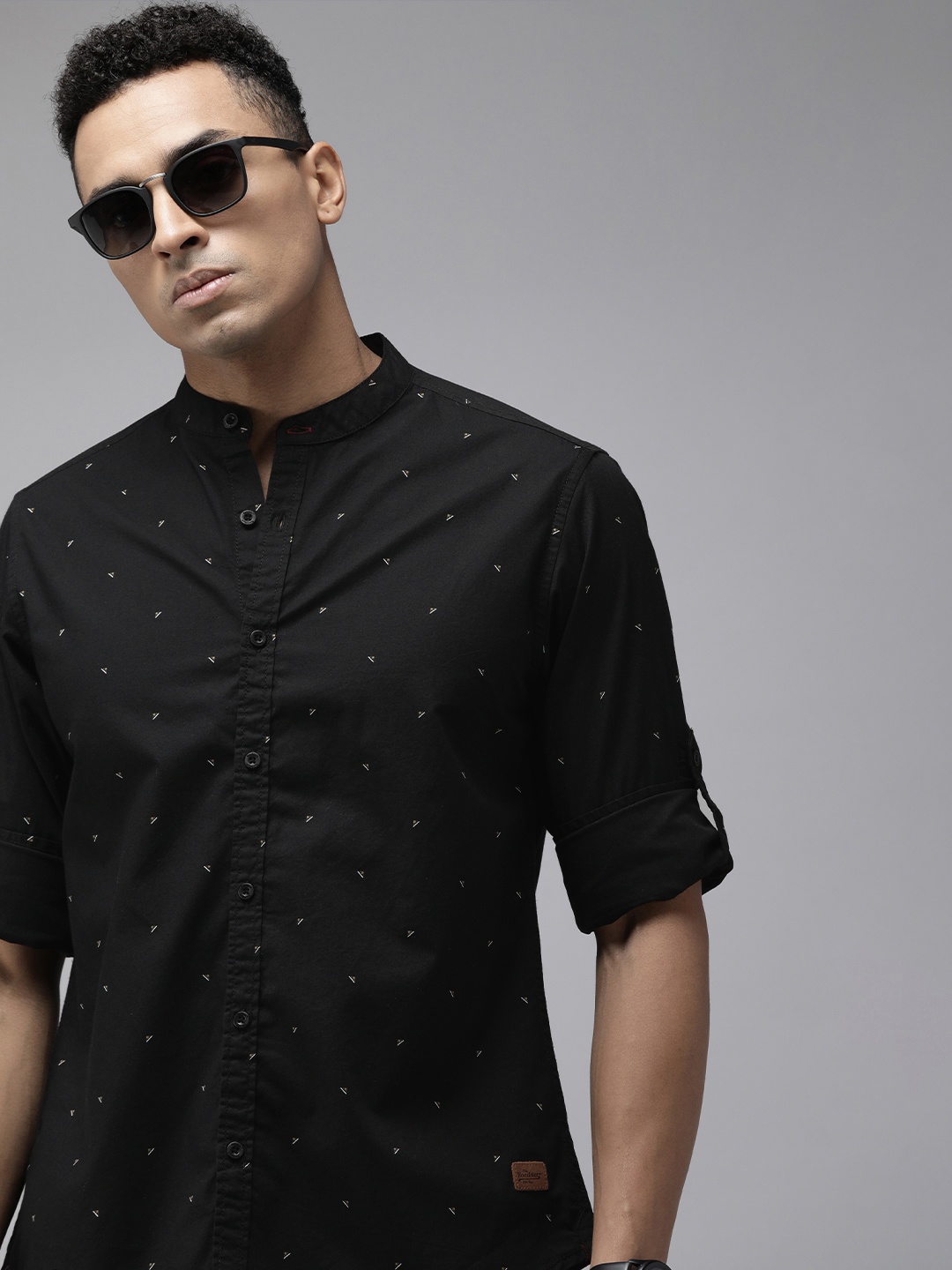 

The Roadster Life Co. Men Micro Ditsy Printed Pure Cotton Casual Shirt, Black